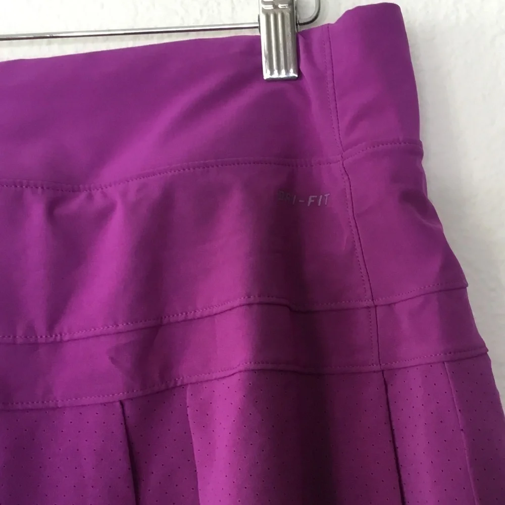 Nike skirt 86%